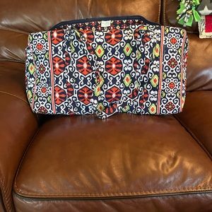 Vera Bradley “Sun Valley” weekender
